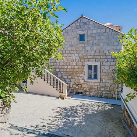 Nice In With Private Swimming Pool, Can Be Inside Or Outside